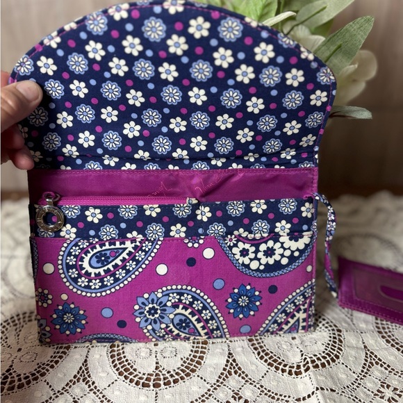 Vera Bradley Boysenberry Travel Envelope Wallet Credit Card Holder Retired - Picture 6 of 11